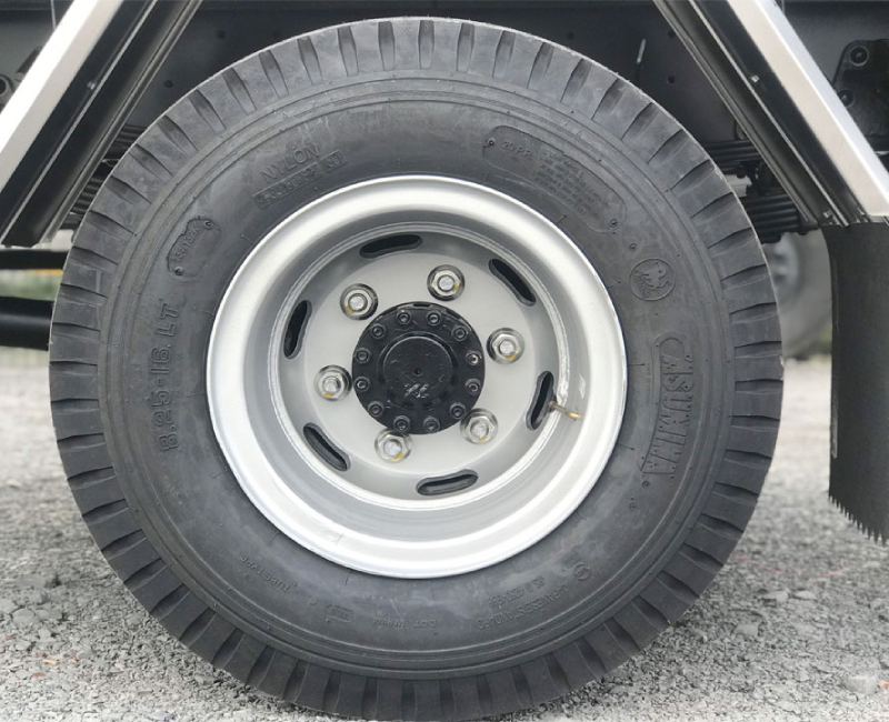 lốp lớn đồng bộ 8.25 - 16