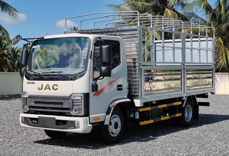 JAC N200s được trang bị công nghệ an toàn tiên tiến